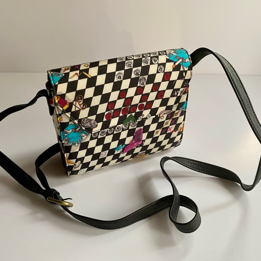 Nicole Miller vintage checker crossbody shoulder purse Vegas print, rare!!